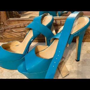 Shoedazzle heels